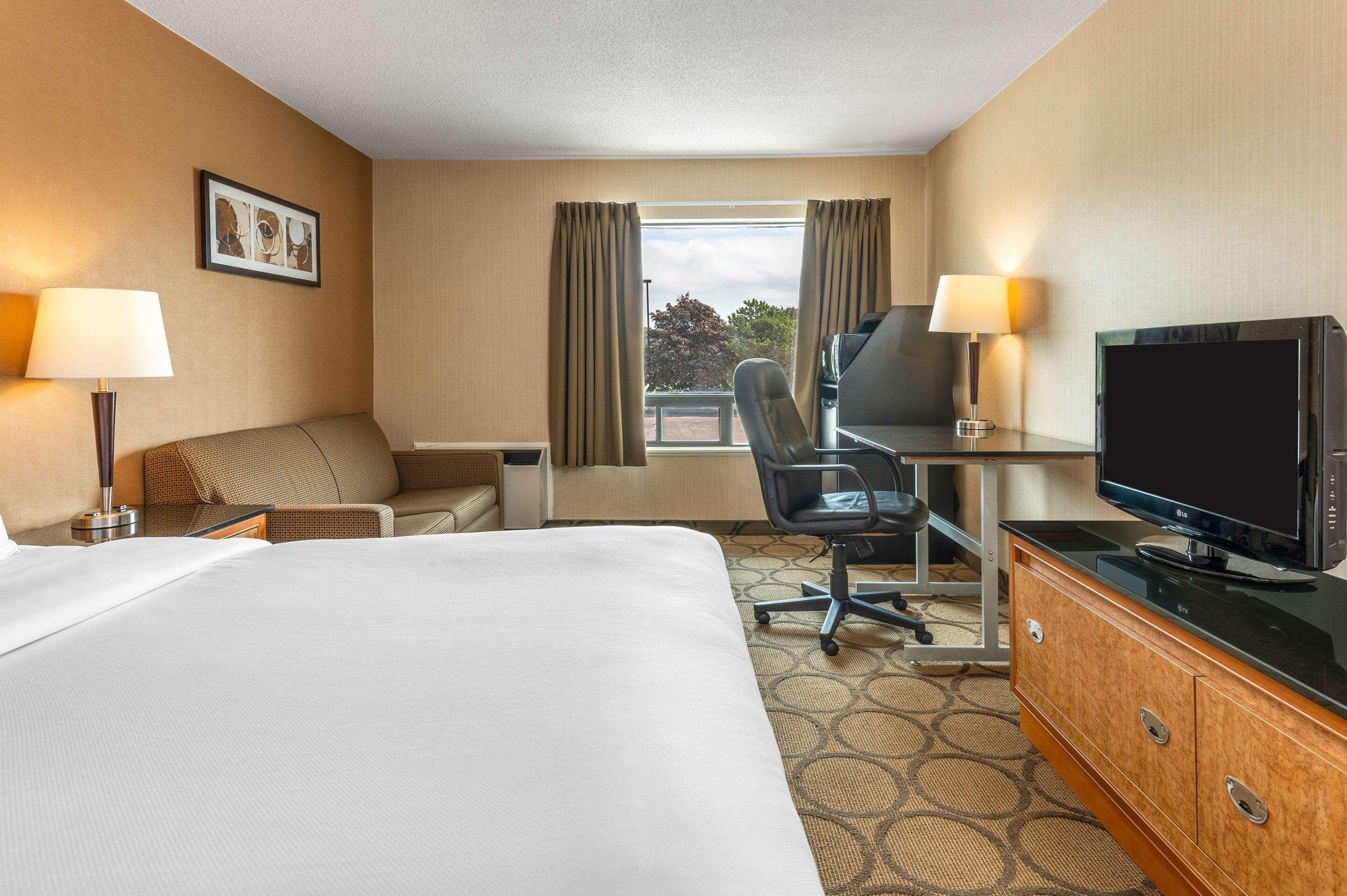 Comfort Inn Simcoe Bagian luar foto