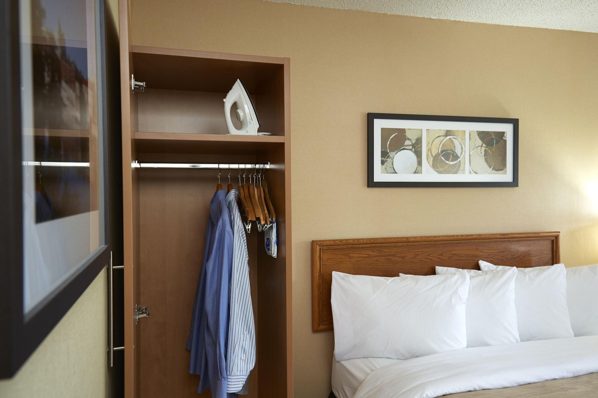 Comfort Inn Simcoe Bagian luar foto